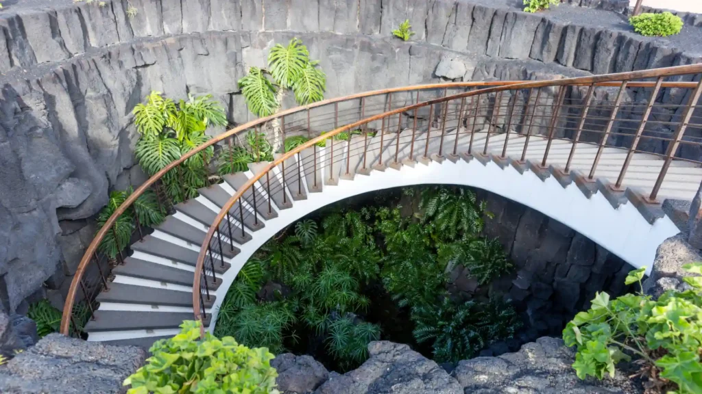 Legacy Railing Company Palm Beach-45-outdor spiral staircasses 6